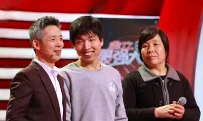 《最强大脑》第3期之“中国雨人” 周玮_ 世界孤独症关注日 | 让来自星星的孩子，不再孤单_Ebpay(中国)基因